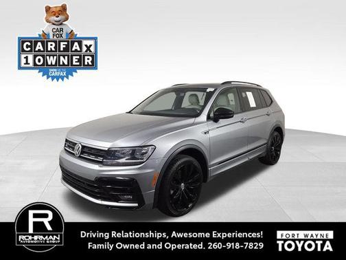 Silver Metallic 2021 Volkswagen Tiguan 2.0T SE R-Line Black 4MOTION