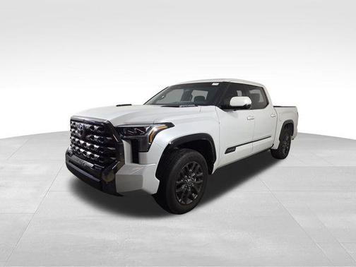 2023 Toyota Tundra Hybrid Platinum