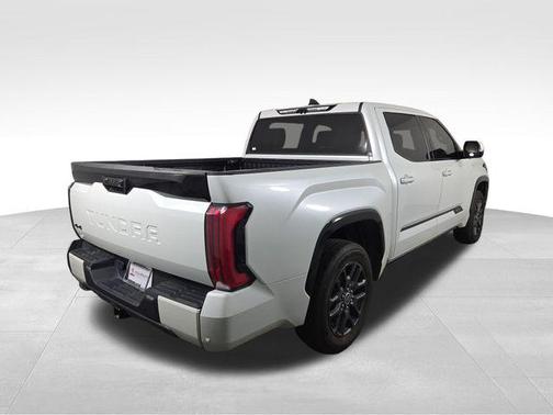 2023 Toyota Tundra Hybrid Platinum