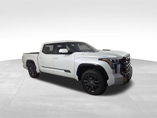 2023 Toyota Tundra Hybrid Platinum