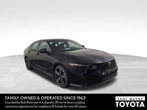 Crystal Black Pearl 2025 Honda Accord Hybrid Sport