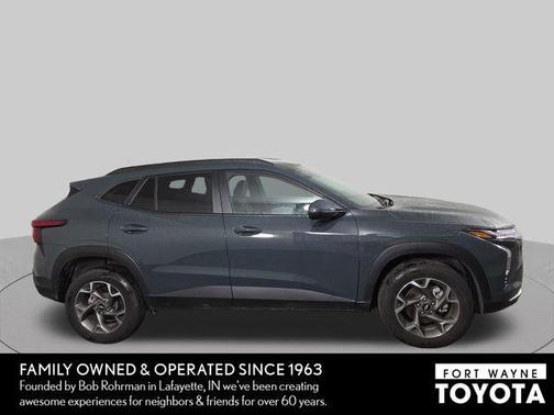 Cypress Gray 2025 Chevrolet Trax LT
