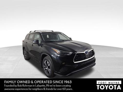 2022 Toyota Highlander Hybrid XLE