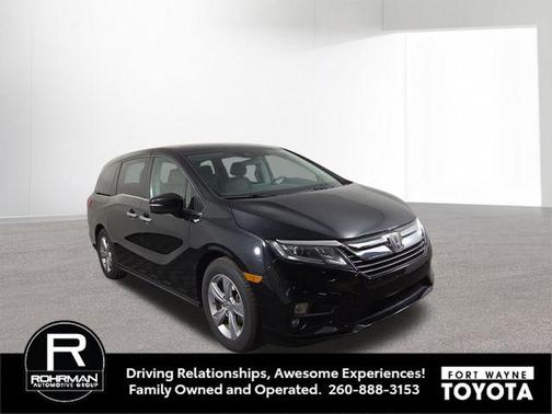 Crystal Black Pearl 2018 Honda Odyssey EX