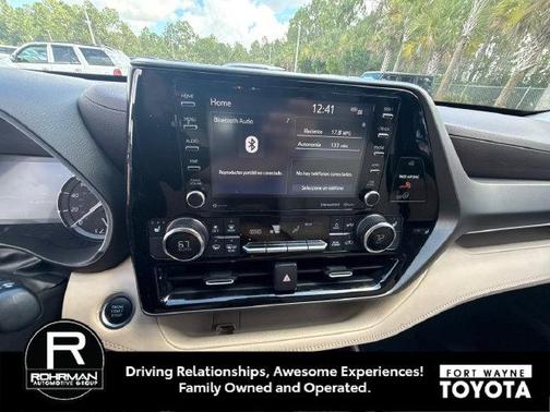 Blizzard Pearl 2020 Toyota Highlander XLE
