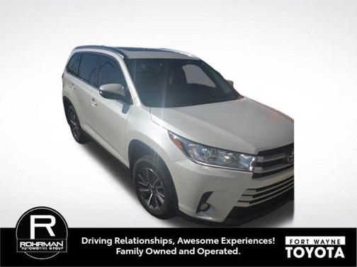 Blizzard Pearl 2019 Toyota Highlander XLE