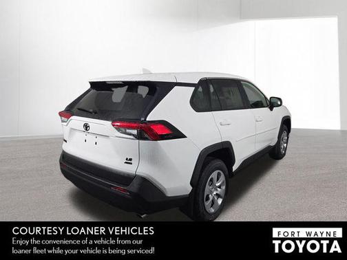 2025 Toyota RAV4 LE