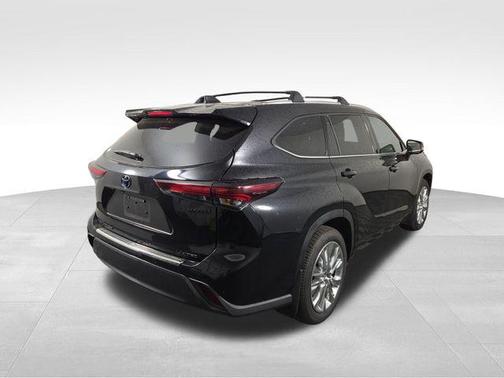 2024 Toyota Highlander Hybrid Limited