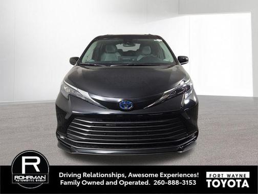 2025 Toyota Sienna XLE 7 Passenger