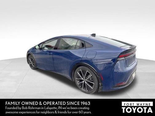 2025 Toyota Prius XLE