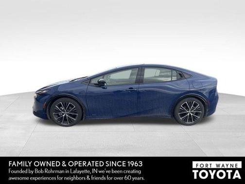 2025 Toyota Prius XLE