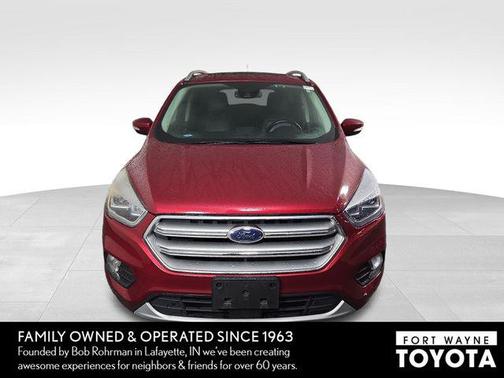 RUBY RED METALLIC TINTED CC 2017 Ford Escape Titanium