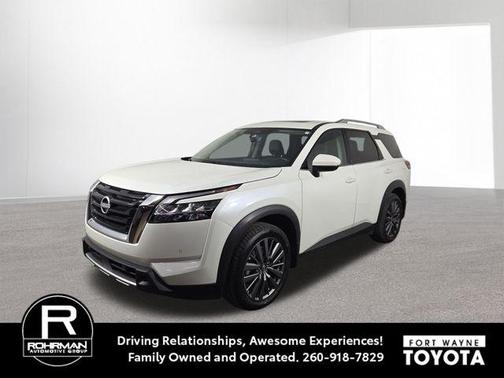 2024 Nissan Pathfinder SL 4WD