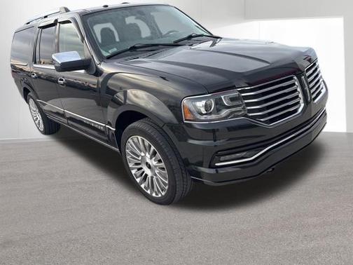 2015 Lincoln Navigator Base