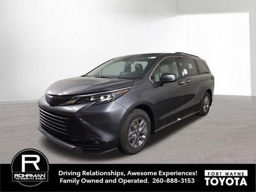 2025 Toyota Sienna XLE 7 Passenger