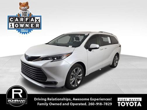 Wind Chill Pearl 2023 Toyota Sienna Platinum 7 Passenger