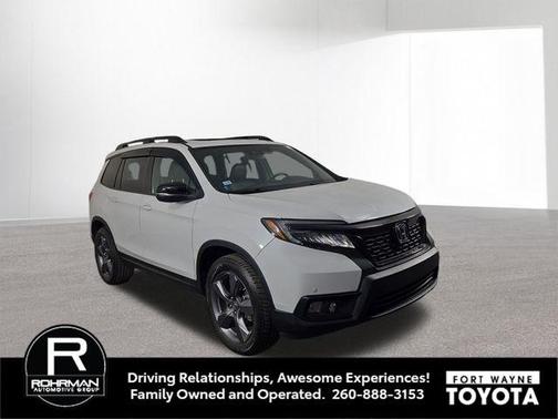 Platinum White Pearl 2021 Honda Passport AWD Touring