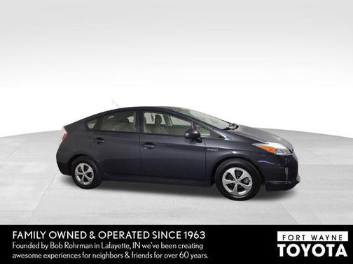 Winter Gray Metallic 2013 Toyota Prius Two