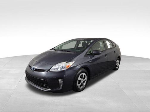 Winter Gray Metallic 2013 Toyota Prius Two