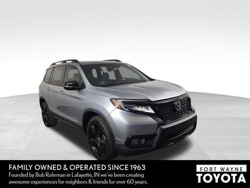 Lunar Silver Metallic 2019 Honda Passport Elite