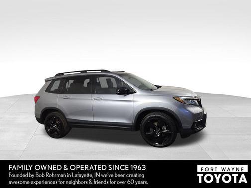 Lunar Silver Metallic 2019 Honda Passport Elite