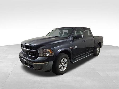 2018 RAM 1500 SLT