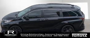 2023 Toyota Sienna XSE 7 Passenger