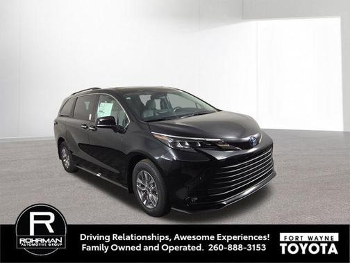 2025 Toyota Sienna XLE 7 Passenger
