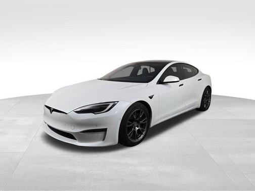 Pearl White Multi-Coat 2022 Tesla Model S Base