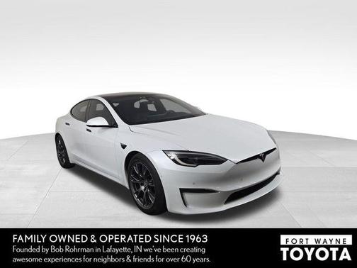 Pearl White Multi-Coat 2022 Tesla Model S Base