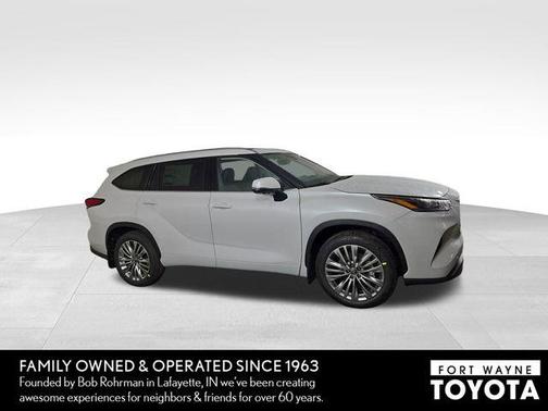 2025 Toyota Highlander Platinum