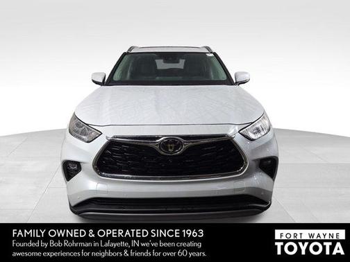 2025 Toyota Highlander Platinum