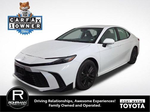 Ice Cap 2025 Toyota Camry SE