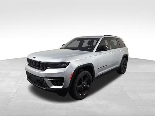 Silver Zynith 2022 Jeep Grand Cherokee Altitude