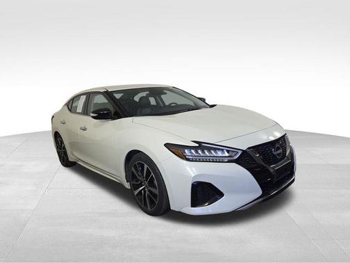 2023 Nissan Maxima SV Xtronic CVT