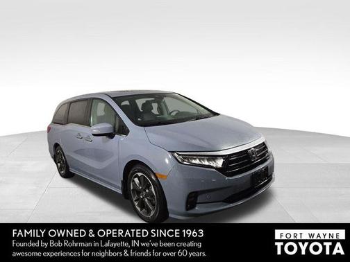Obsidian Blue Pearl 2023 Honda Odyssey Elite