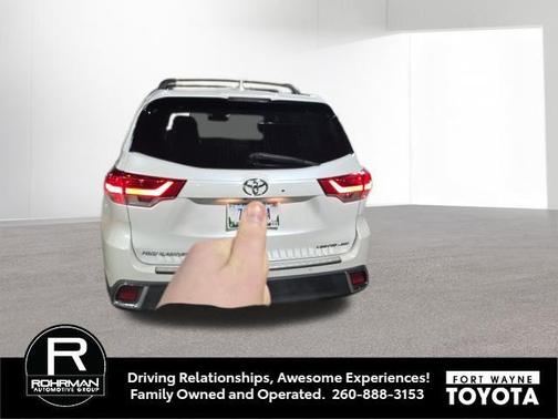 2017 Toyota Highlander Limited