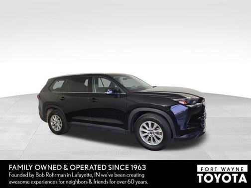 Midnight Black Metallic 2025 Toyota Grand Highlander XLE