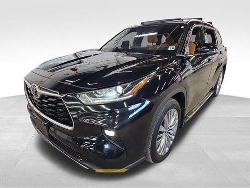 2023 Toyota Highlander Platinum