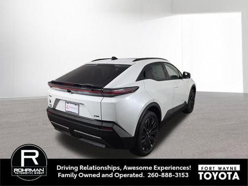Wind Chill Pearl 2026 Toyota C-HR XSE