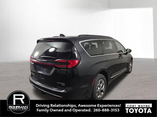 2023 Chrysler Pacifica Limited