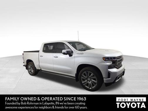 Iridescent Pearl Tricoat 2019 Chevrolet Silverado 1500 High Country
