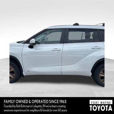 2023 Toyota Highlander Hybrid XLE