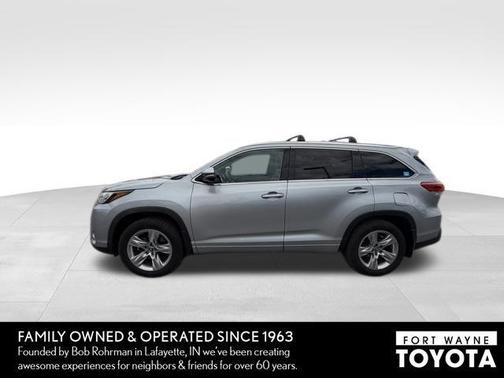 Celestial Silver Metallic 2019 Toyota Highlander Limited