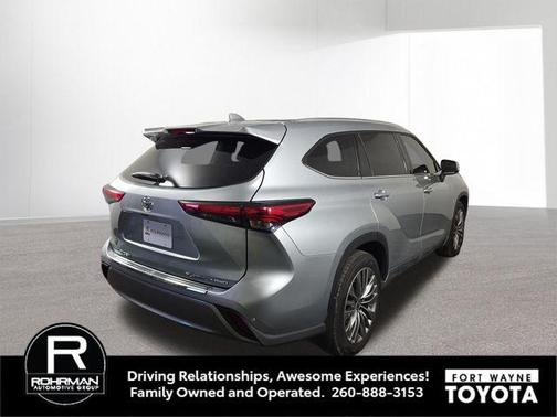 2021 Toyota Highlander Platinum
