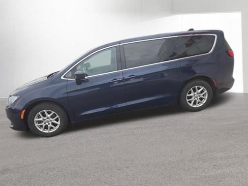 Jazz Blue Pearlcoat 2017 Chrysler Pacifica Touring