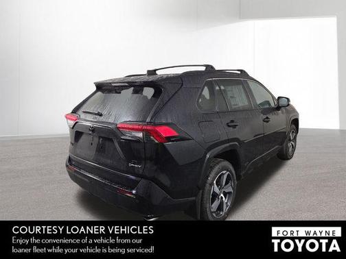 2025 Toyota RAV4 Hybrid SE