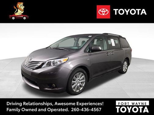 2017 Toyota Sienna XLE