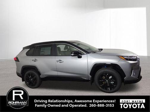 2025 Toyota RAV4 Hybrid SE