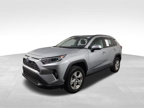2020 Toyota RAV4 Hybrid XLE